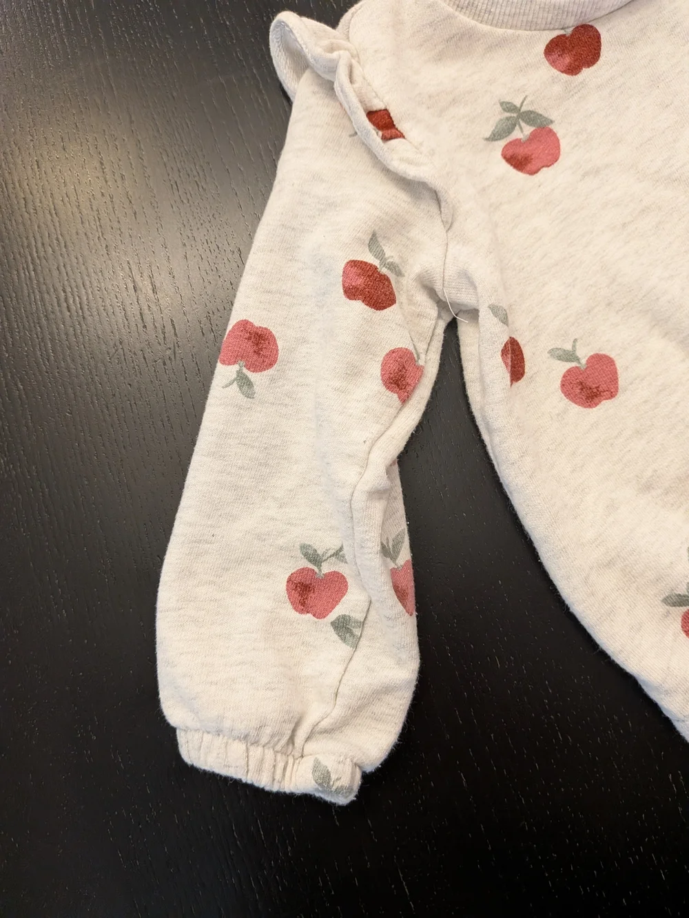 Carter's Cream Sweatshirt & Jogger Set with Red Apple Print